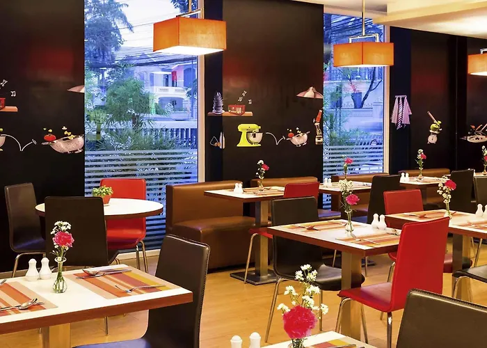 Ibis Vientiane Nam Phu Hotel